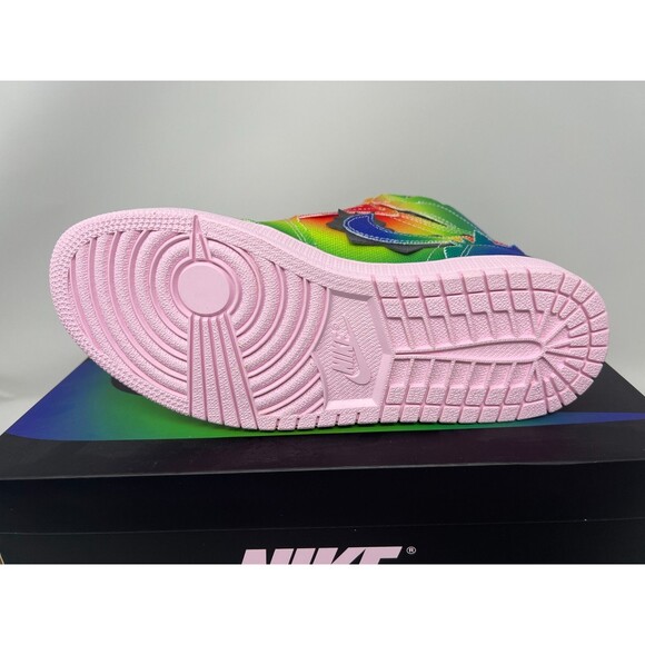 Size 8.5 - Jordan 1 Retro OG High x J Balvin Tie Dye Shoes DC3481-900 - Picture 7 of 8